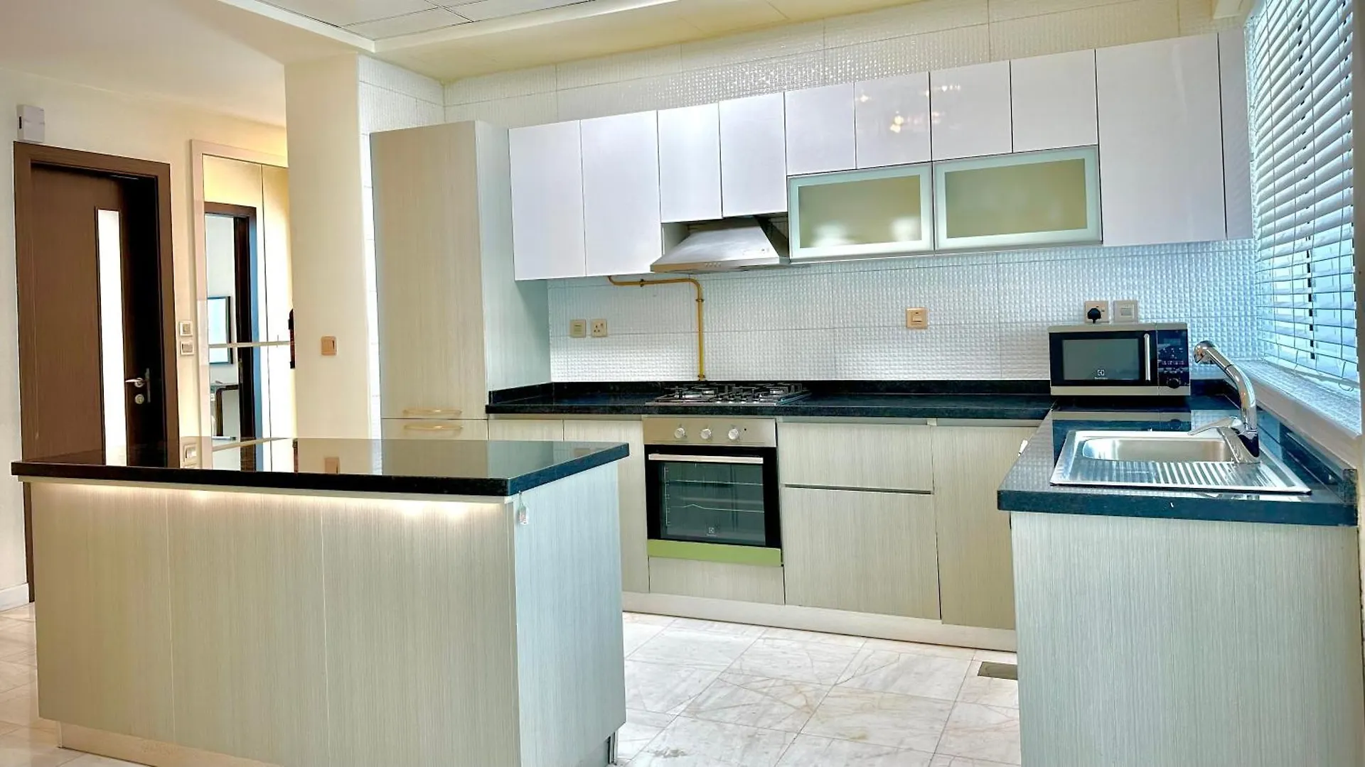 Charming 2Br Apartment In The Heart Of Business Bay By Bhavan Vacation Homes Dubai
